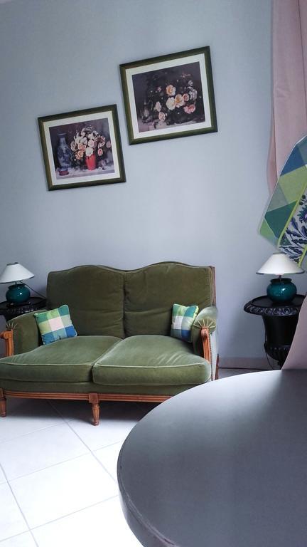 Le Vieux Vauvert Panzió Rochecorbon Kültér fotó